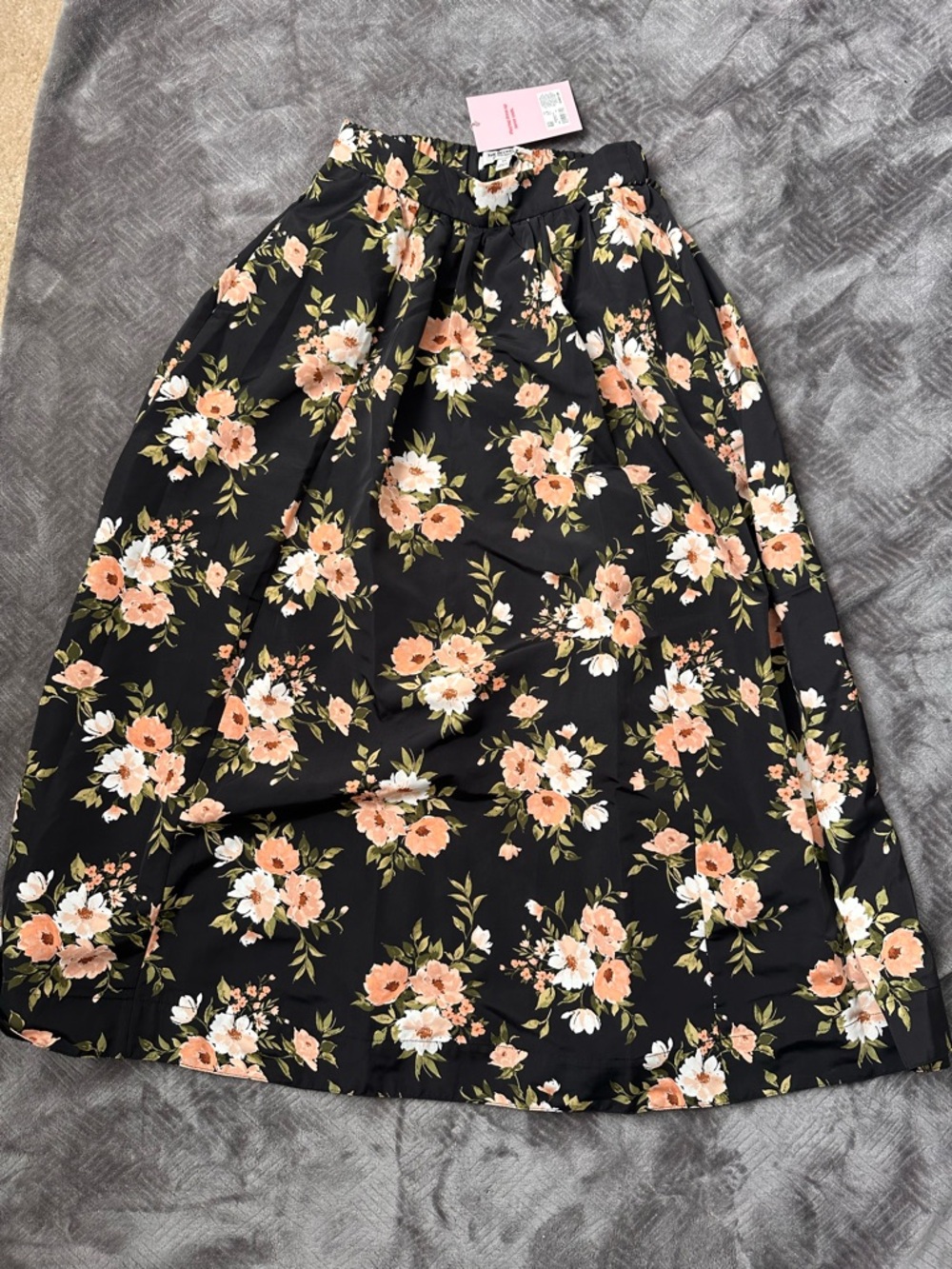 Old Navy Black A-Line Skirt with Peach & Cream Floral Print